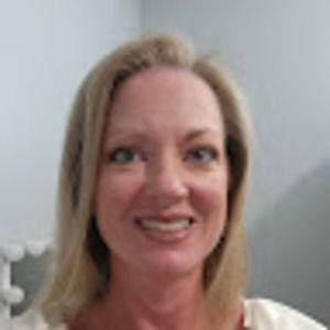 Meet your Posher, Leslie